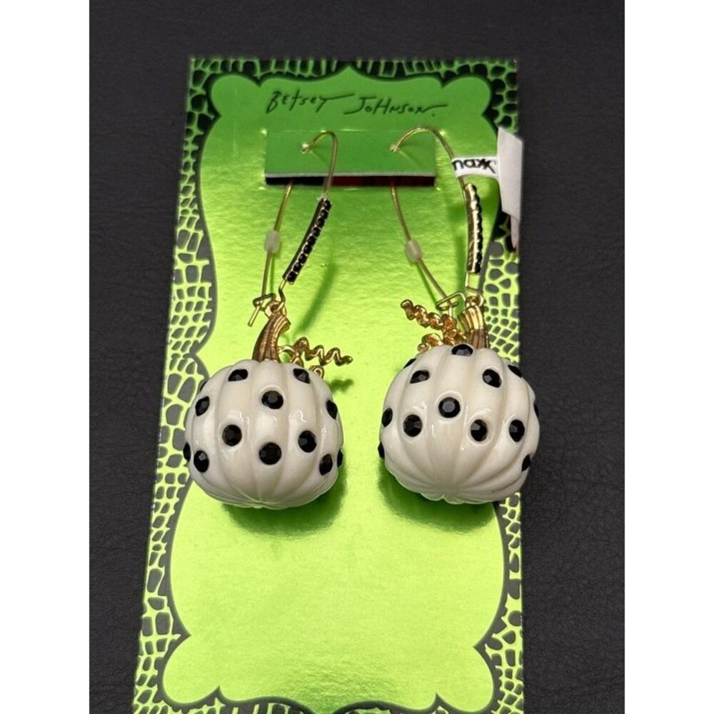 Betsey Johnson Black and White Polkadot Pumpkin Dangling Earrings Yayoi New